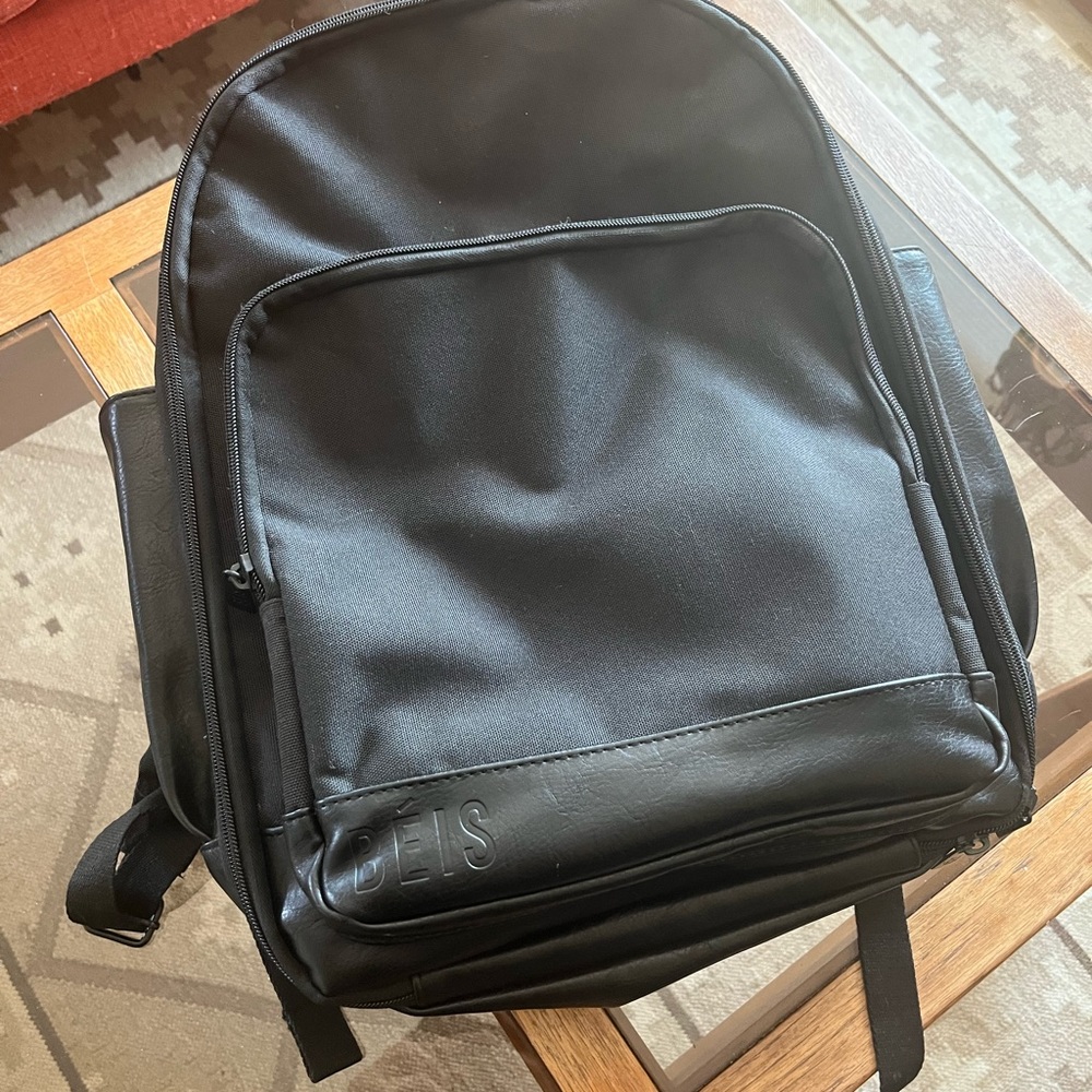 Beis the backpack